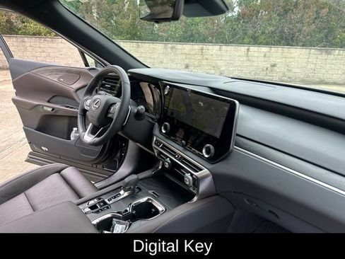 Used 2026 Lexus RX 350 AWD w/ Convenience Package image 15