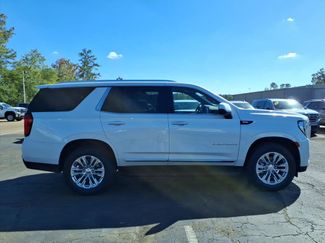 Used 2023 GMC Yukon SLT video 3