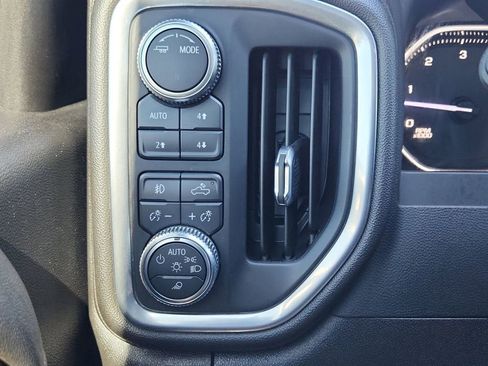 Used 2023 GMC Sierra 2500 AT4 w/ AT4 Preferred Package image 30