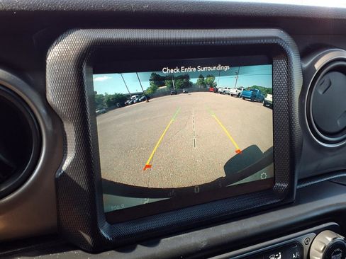 Used 2020 Jeep Wrangler Unlimited Sport S w/ Sun And Sound Package image 5