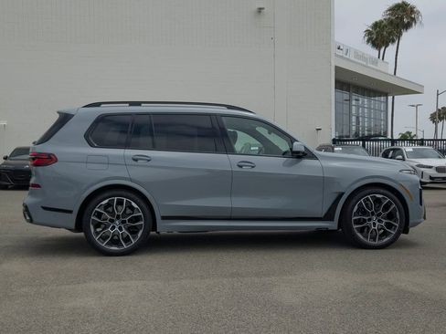 New 2026 BMW X7 xDrive40i AWD/4WD image 3