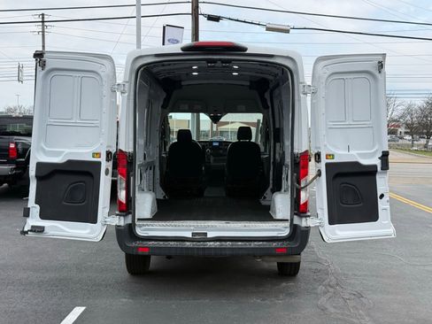 Used 2022 Ford Transit 250 Medium Roof image 33