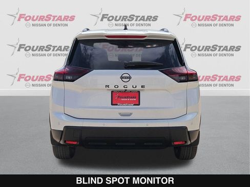 New 2026 Nissan Rogue SV FWD image 5
