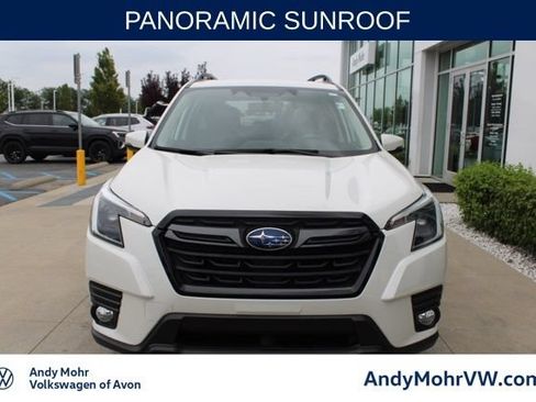 Used 2023 Subaru Forester Limited w/ Popular Package #2 AWD/4WD image 2