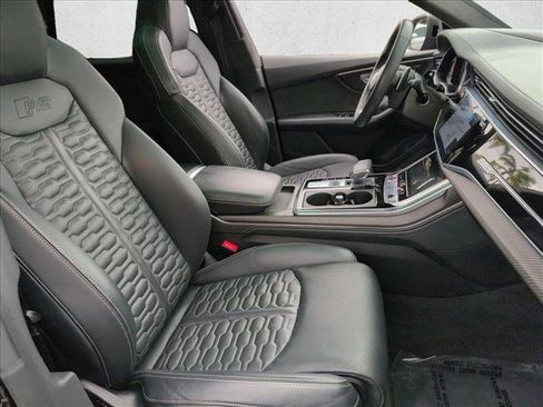 Used 2021 Audi RS Q8 image 23
