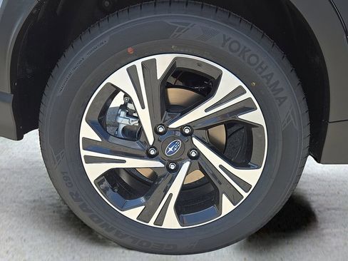 Certified 2024 Subaru Crosstrek 2.0i Premium image 7