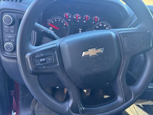 Used 2021 Chevrolet Silverado 1500 Custom image 5