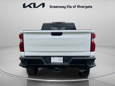 Used 2023 Chevrolet Silverado 2500 Custom image 6