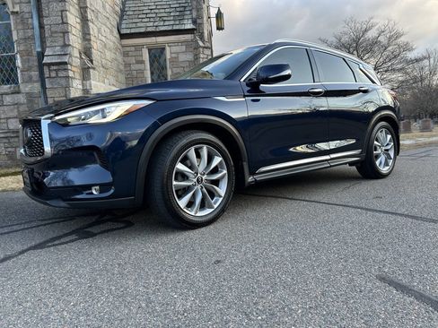 Used 2019 INFINITI QX50 Essential w/ Proactive Package image 3