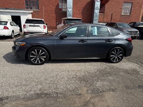 Used 2022 Honda Civic EX-L image 4