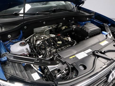 Used 2025 Volkswagen Atlas Cross Sport SEL R-Line image 16