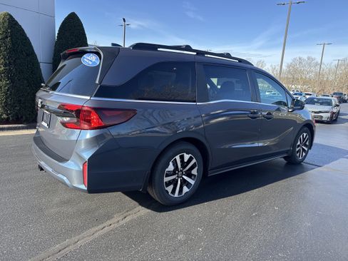 New 2026 Honda Odyssey EX-L image 4
