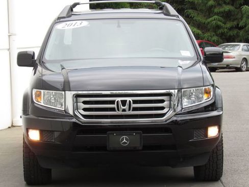 Used 2013 Honda Ridgeline RTS image 3