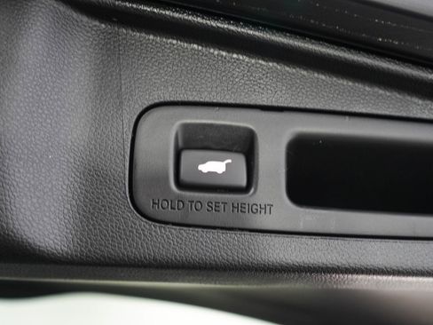 Used 2018 Honda CR-V EX-L image 11