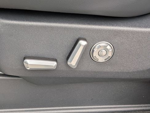 Certified 2025 Lincoln Navigator L Black Label image 24