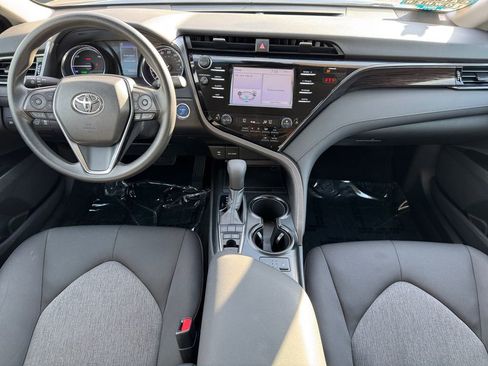 Certified 2019 Toyota Camry LE FWD image 15