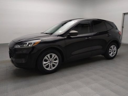 Used 2021 Ford Escape S image 2