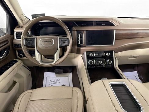 Used 2022 GMC Yukon XL Denali image 21