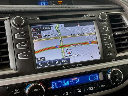 Used 2018 Toyota Highlander XLE image 36