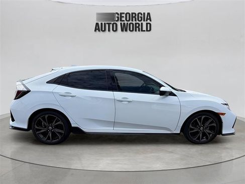 Used 2018 Honda Civic Sport image 14