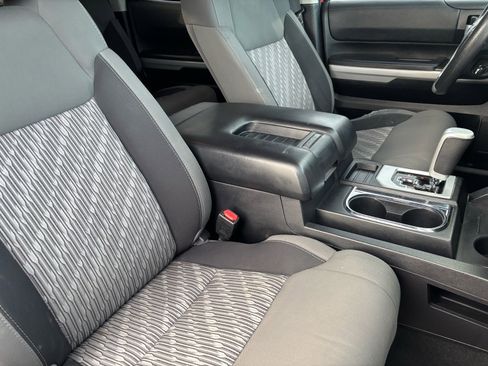 Used 2019 Toyota Tundra SR5 w/ SR5 Upgrade Package image 15