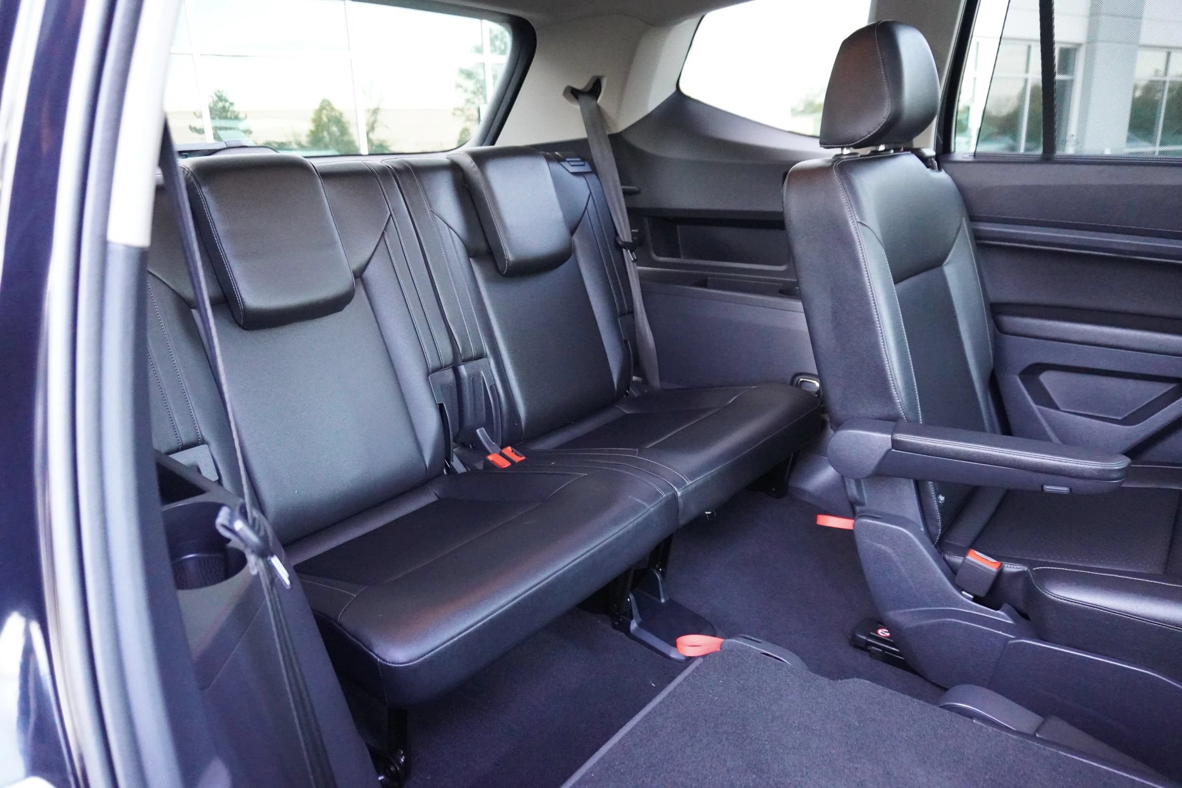 Used 2019 Volkswagen Atlas SEL R-Line AWD/4WD image 11