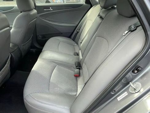 Used 2011 Hyundai Sonata SE w/ Navigation & Sunroof Pkg 4 image 11