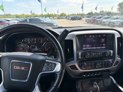 Used 2016 GMC Sierra 1500 SLT w/ SLT Premium Package AWD/4WD image 7