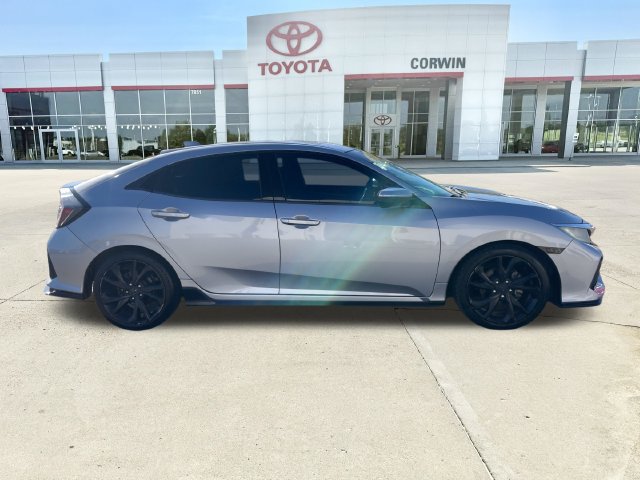 Used 2018 Honda Civic Sport image 6