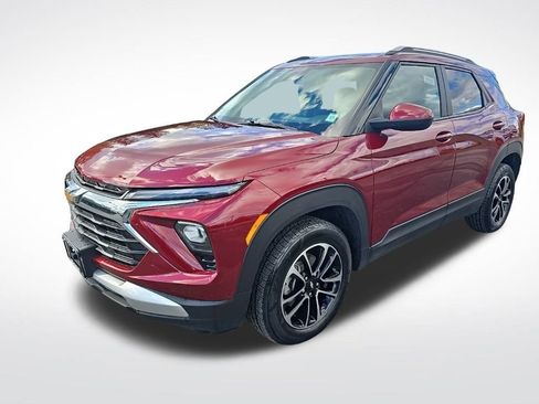 Used 2024 Chevrolet TrailBlazer LT image 4