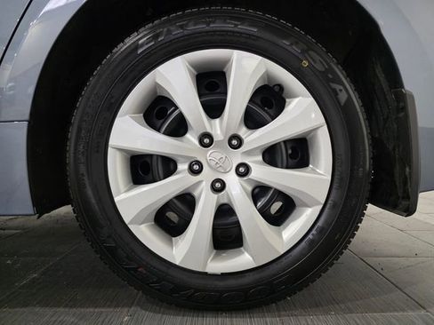 Used 2024 Toyota Corolla LE image 23