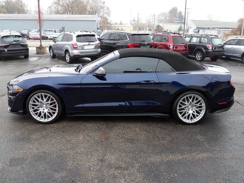 Used 2018 Ford Mustang Premium w/ Equipment Group 201A image 7