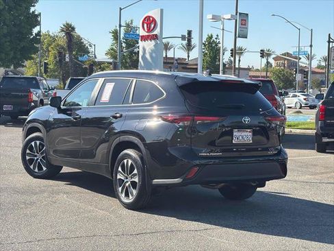 Certified 2026 Toyota Highlander XLE AWD/4WD image 5