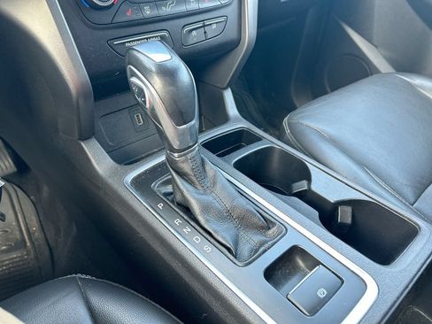 Used 2018 Ford Escape SEL AWD/4WD image 24