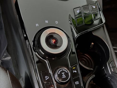 Used 2023 Kia Sportage LX image 24