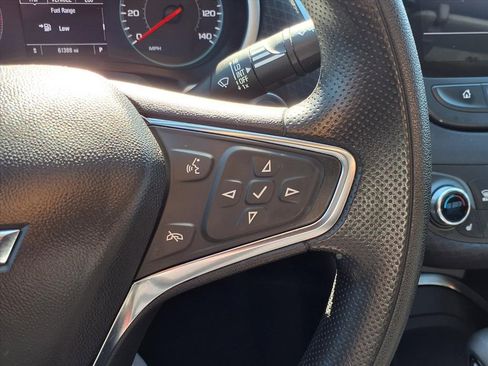 Used 2024 Chevrolet Malibu LT image 17