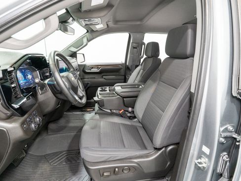 Used 2024 Chevrolet Silverado 1500 LT w/ Z71 Off-Road Package image 16