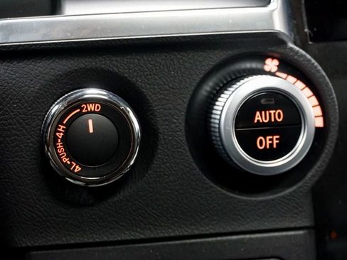 Used 2022 Toyota Sequoia Platinum AWD/4WD image 19