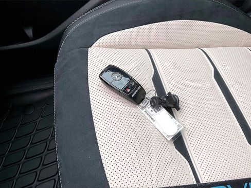 Used 2026 Mercedes-Benz GLE 53 AMG GLE 53 AMG image 11