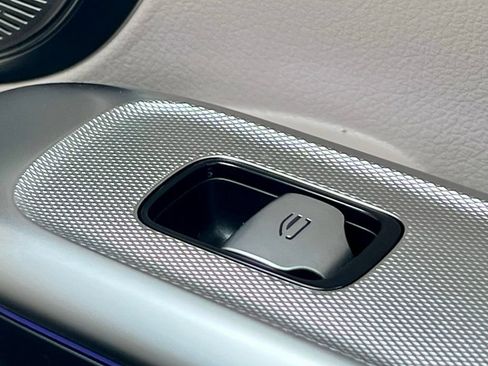 Certified 2026 Mercedes-Benz GLC 300 4MATIC image 41