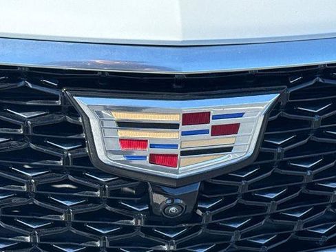 Used 2025 Cadillac CT5 Premium Luxury RWD image 8