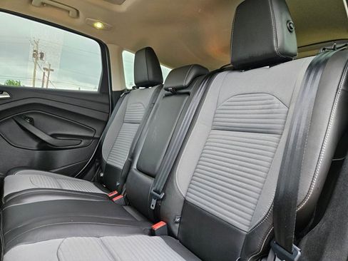 Used 2017 Ford Escape Titanium FWD image 20