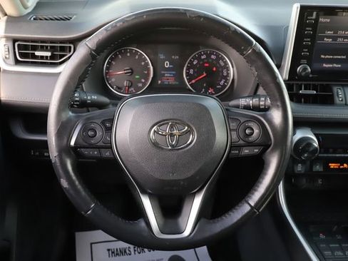 Used 2019 Toyota RAV4 XLE Premium w/ Cold Weather Package AWD/4WD image 23