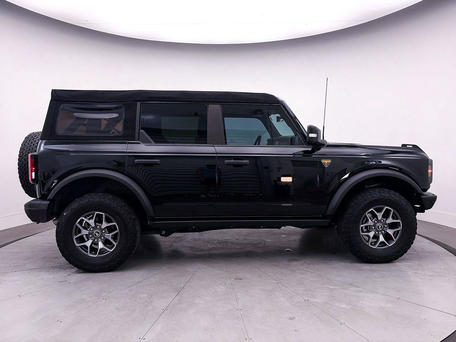 Used 2023 Ford Bronco Badlands AWD/4WD image 41