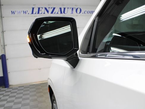 Used 2023 Cadillac Escalade Premium Luxury Platinum image 82