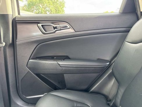 Used 2023 Kia Sportage EX image 16