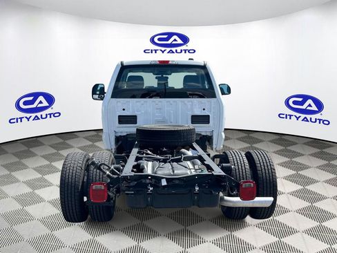 Used 2025 Ford F350 XL w/ XL Chrome Package image 5