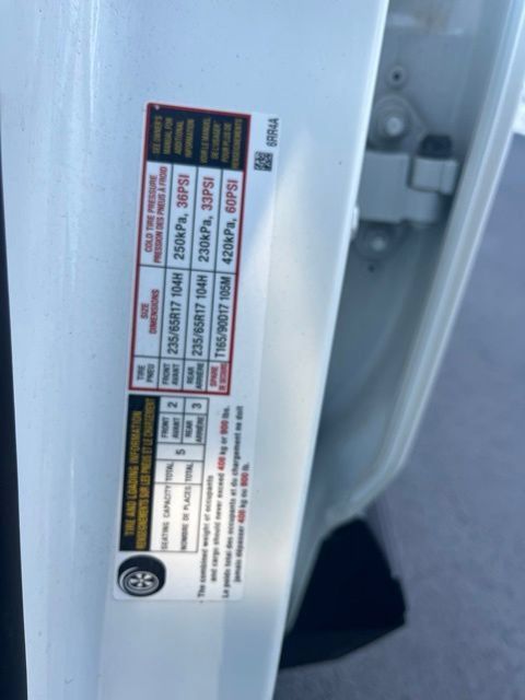 Used 2023 Nissan Rogue S AWD/4WD image 21