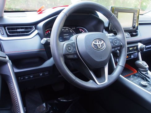 Used 2022 Toyota RAV4 Adventure w/ Convenience Package AWD/4WD image 15