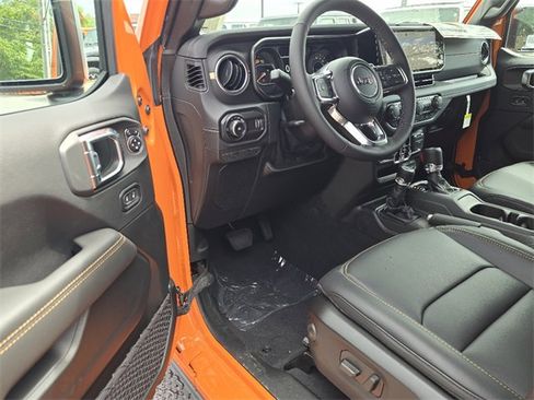New 2025 Jeep Wrangler Sahara image 4
